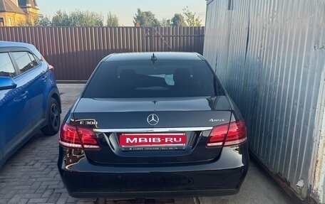 Mercedes-Benz E-Класс, 2014 год, 2 000 000 рублей, 3 фотография