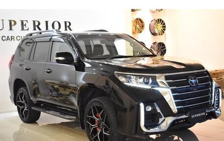 Toyota Land Cruiser Prado 150 рестайлинг 2, 2022 год, 5 000 000 рублей, 1 фотография