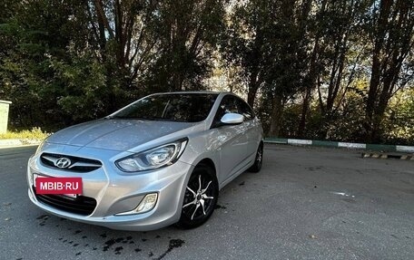 Hyundai Solaris II рестайлинг, 2011 год, 599 999 рублей, 6 фотография