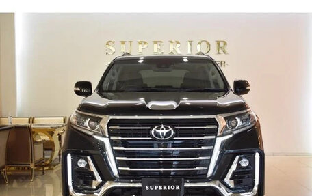 Toyota Land Cruiser Prado 150 рестайлинг 2, 2022 год, 5 000 000 рублей, 3 фотография