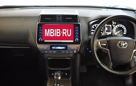 Toyota Land Cruiser Prado 150 рестайлинг 2, 2022 год, 5 000 000 рублей, 26 фотография