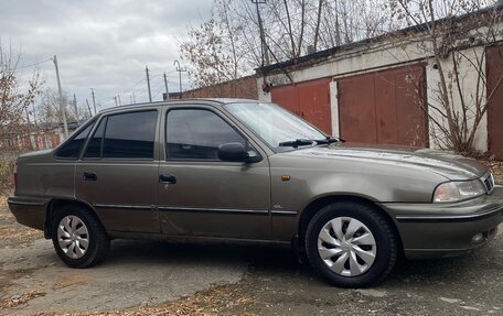Daewoo Nexia I рестайлинг, 2004 год, 95 000 рублей, 4 фотография