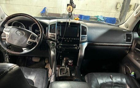 Toyota Land Cruiser 200, 2012 год, 3 450 000 рублей, 9 фотография