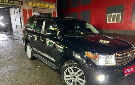 Toyota Land Cruiser 200, 2012 год, 3 450 000 рублей, 6 фотография