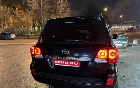 Toyota Land Cruiser 200, 2012 год, 3 450 000 рублей, 7 фотография