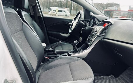 Opel Astra J, 2012 год, 999 000 рублей, 13 фотография