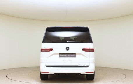 Volkswagen Multivan, 2024 год, 7 900 000 рублей, 3 фотография