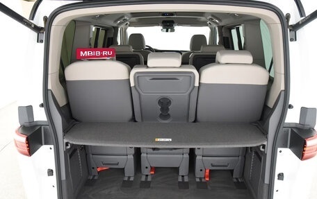 Volkswagen Multivan, 2024 год, 7 900 000 рублей, 19 фотография