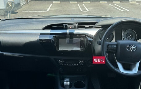 Toyota Hilux VIII, 2022 год, 3 599 000 рублей, 5 фотография