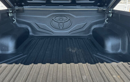 Toyota Hilux VIII, 2022 год, 3 599 000 рублей, 30 фотография