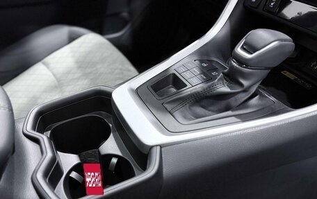 Toyota RAV4, 2025 год, 4 500 000 рублей, 13 фотография