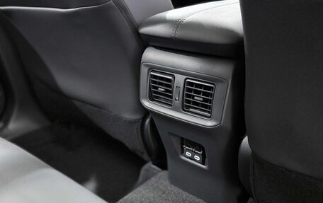 Toyota RAV4, 2025 год, 4 500 000 рублей, 18 фотография