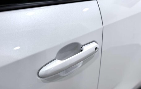 Toyota RAV4, 2025 год, 4 500 000 рублей, 21 фотография