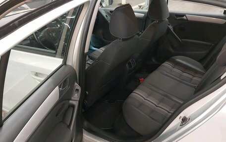 Volkswagen Golf VI, 2012 год, 800 000 рублей, 7 фотография