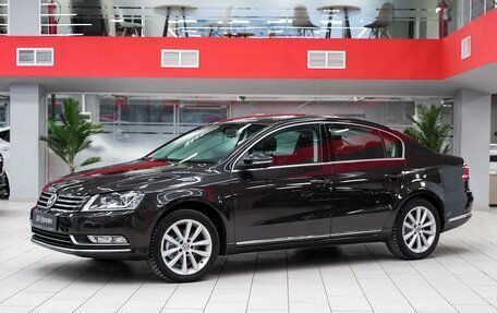 Volkswagen Passat B7, 2013 год, 999 000 рублей, 1 фотография