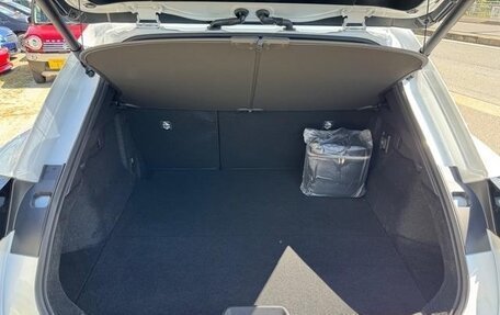 Toyota Crown, 2024 год, 5 000 000 рублей, 20 фотография