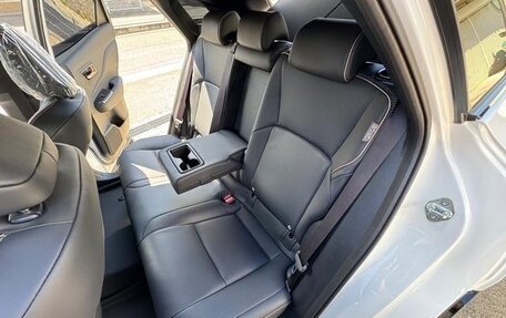 Toyota Crown, 2024 год, 5 000 000 рублей, 26 фотография