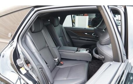 Toyota Crown, 2024 год, 4 865 000 рублей, 16 фотография