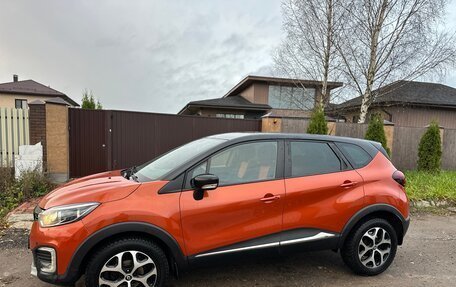 Renault Kaptur I рестайлинг, 2017 год, 1 350 000 рублей, 6 фотография