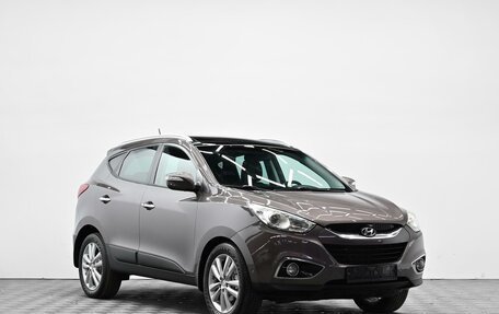 Hyundai ix35 I рестайлинг, 2013 год, 1 095 000 рублей, 2 фотография