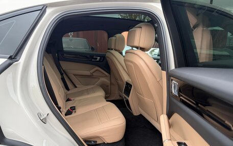 Porsche Cayenne III, 2022 год, 16 837 400 рублей, 8 фотография