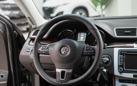 Volkswagen Passat B7, 2013 год, 999 000 рублей, 8 фотография