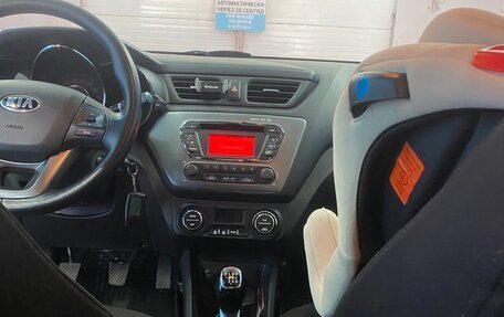 KIA Rio III рестайлинг, 2014 год, 900 000 рублей, 4 фотография