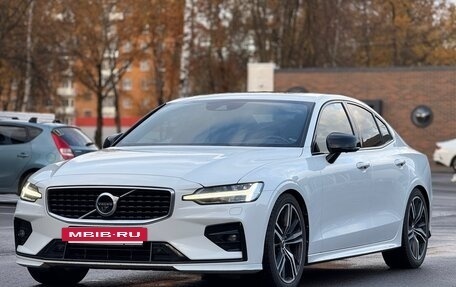 Volvo S60 III, 2019 год, 3 150 000 рублей, 2 фотография