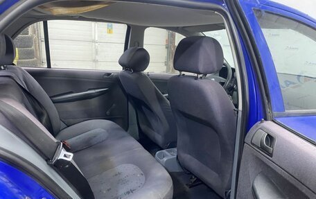 Skoda Fabia I, 2001 год, 140 000 рублей, 24 фотография