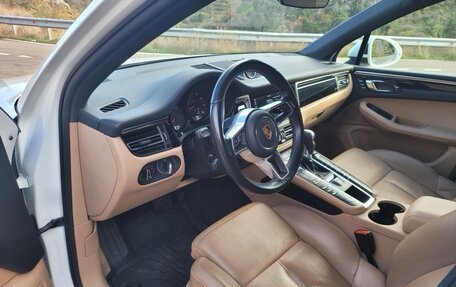 Porsche Macan I рестайлинг, 2021 год, 4 700 000 рублей, 3 фотография