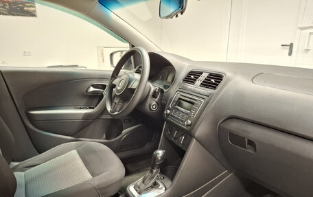 Volkswagen Polo VI (EU Market), 2015 год, 810 000 рублей, 15 фотография