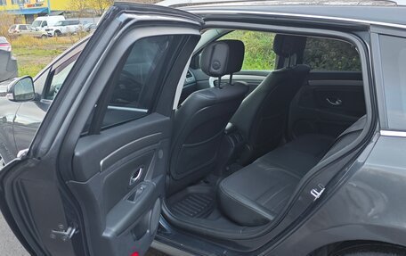 Renault Laguna III рестайлинг, 2010 год, 750 000 рублей, 8 фотография