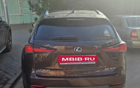 Lexus NX I, 2019 год, 3 600 000 рублей, 4 фотография