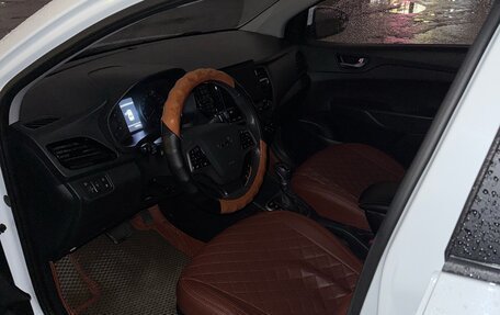 Hyundai Solaris II рестайлинг, 2020 год, 1 249 000 рублей, 8 фотография