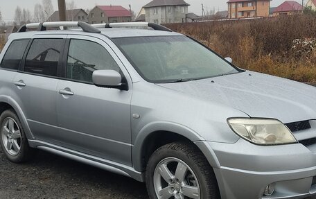 Mitsubishi Outlander III рестайлинг 3, 2007 год, 950 000 рублей, 5 фотография