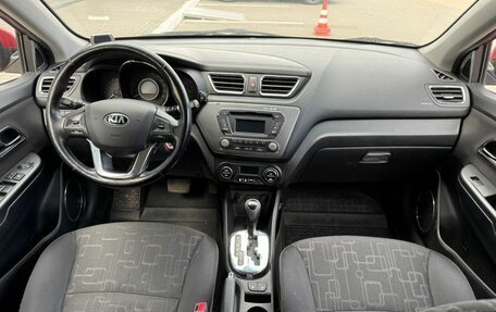KIA Rio III рестайлинг, 2013 год, 820 000 рублей, 10 фотография