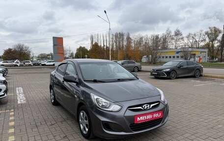 Hyundai Solaris II рестайлинг, 2012 год, 795 000 рублей, 3 фотография