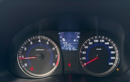 Hyundai Solaris II рестайлинг, 2012 год, 795 000 рублей, 11 фотография