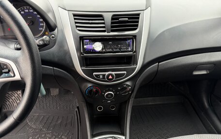 Hyundai Solaris II рестайлинг, 2012 год, 795 000 рублей, 14 фотография