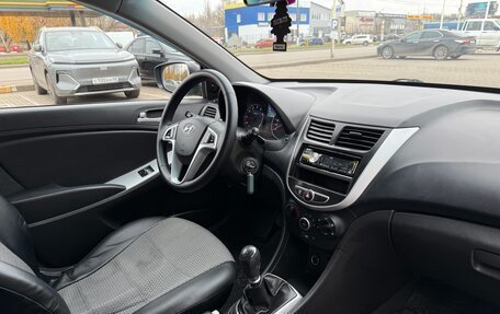 Hyundai Solaris II рестайлинг, 2012 год, 795 000 рублей, 17 фотография
