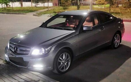 Mercedes-Benz C-Класс, 2012 год, 1 200 000 рублей, 3 фотография