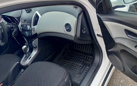 Chevrolet Cruze II, 2012 год, 650 000 рублей, 10 фотография