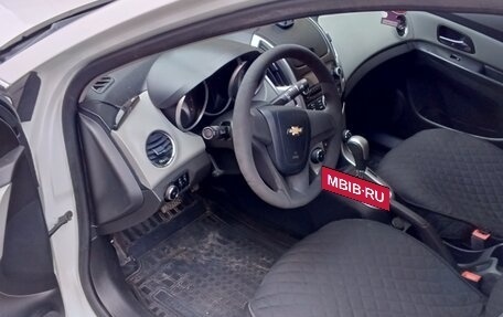 Chevrolet Cruze II, 2012 год, 650 000 рублей, 9 фотография