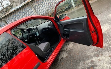 Ford Fiesta, 2007 год, 230 000 рублей, 4 фотография