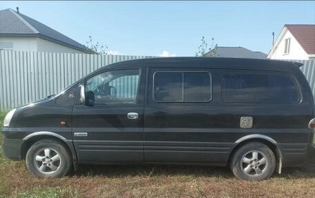 Hyundai Starex I рестайлинг, 2006 год, 1 000 000 рублей, 4 фотография