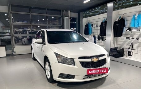 Chevrolet Cruze II, 2011 год, 785 000 рублей, 2 фотография