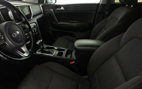 KIA Sportage IV рестайлинг, 2018 год, 1 799 000 рублей, 9 фотография