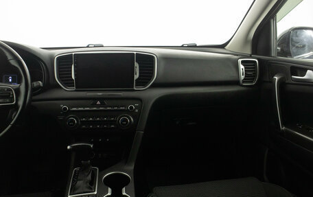 KIA Sportage IV рестайлинг, 2018 год, 1 799 000 рублей, 15 фотография