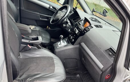 Opel Zafira B, 2011 год, 650 000 рублей, 4 фотография