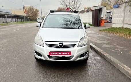 Opel Zafira B, 2011 год, 650 000 рублей, 2 фотография